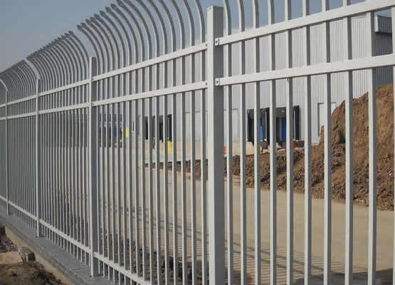 Galvanized pipe outdoor fence Galvanized pipe outdoor fence