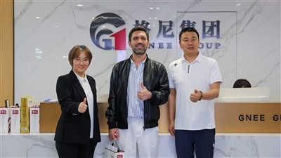 Ghanaian Customer Visits GNEE STEEL For Galvalume Steel Coil Cooperation