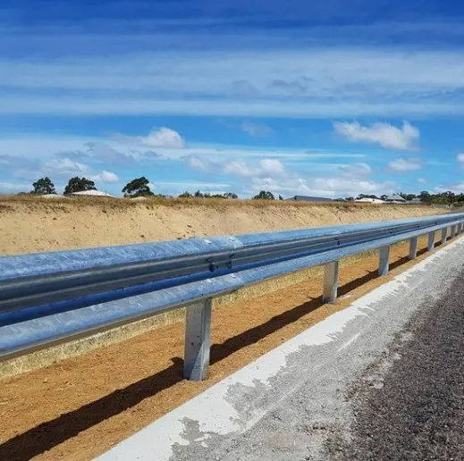 Three Beam Traffic Crash Barrier Guardrail Three Beam Traffic Crash Barrier Guardrail